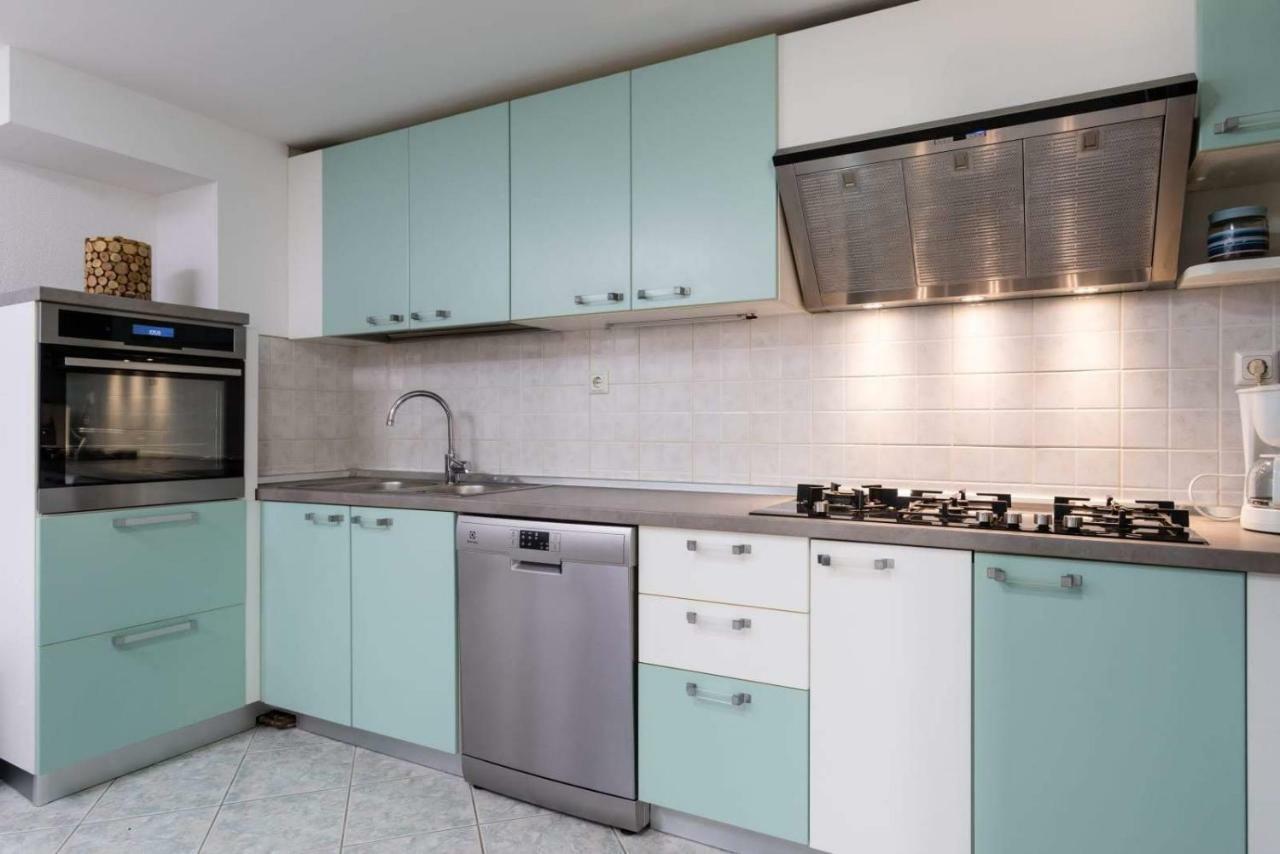 Apartmani Vinko Tribunj-Sovlje Tribalj Dış mekan fotoğraf