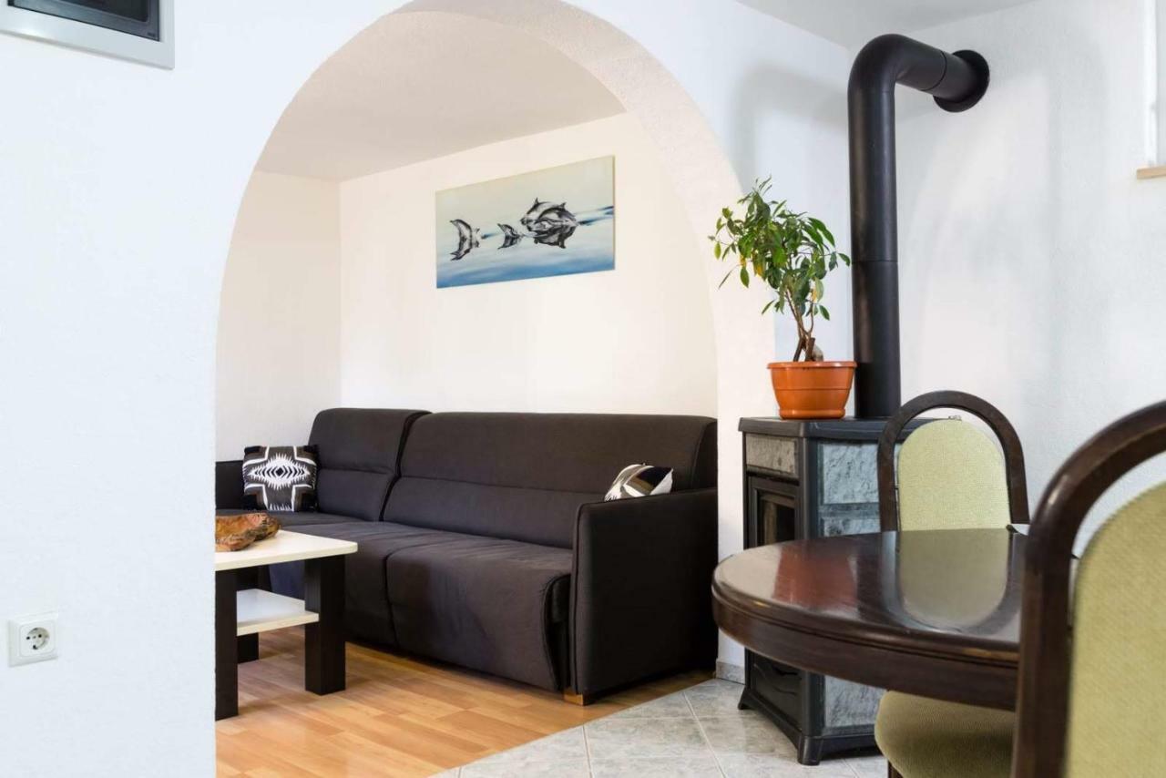 Apartmani Vinko Tribunj-Sovlje Tribalj Dış mekan fotoğraf