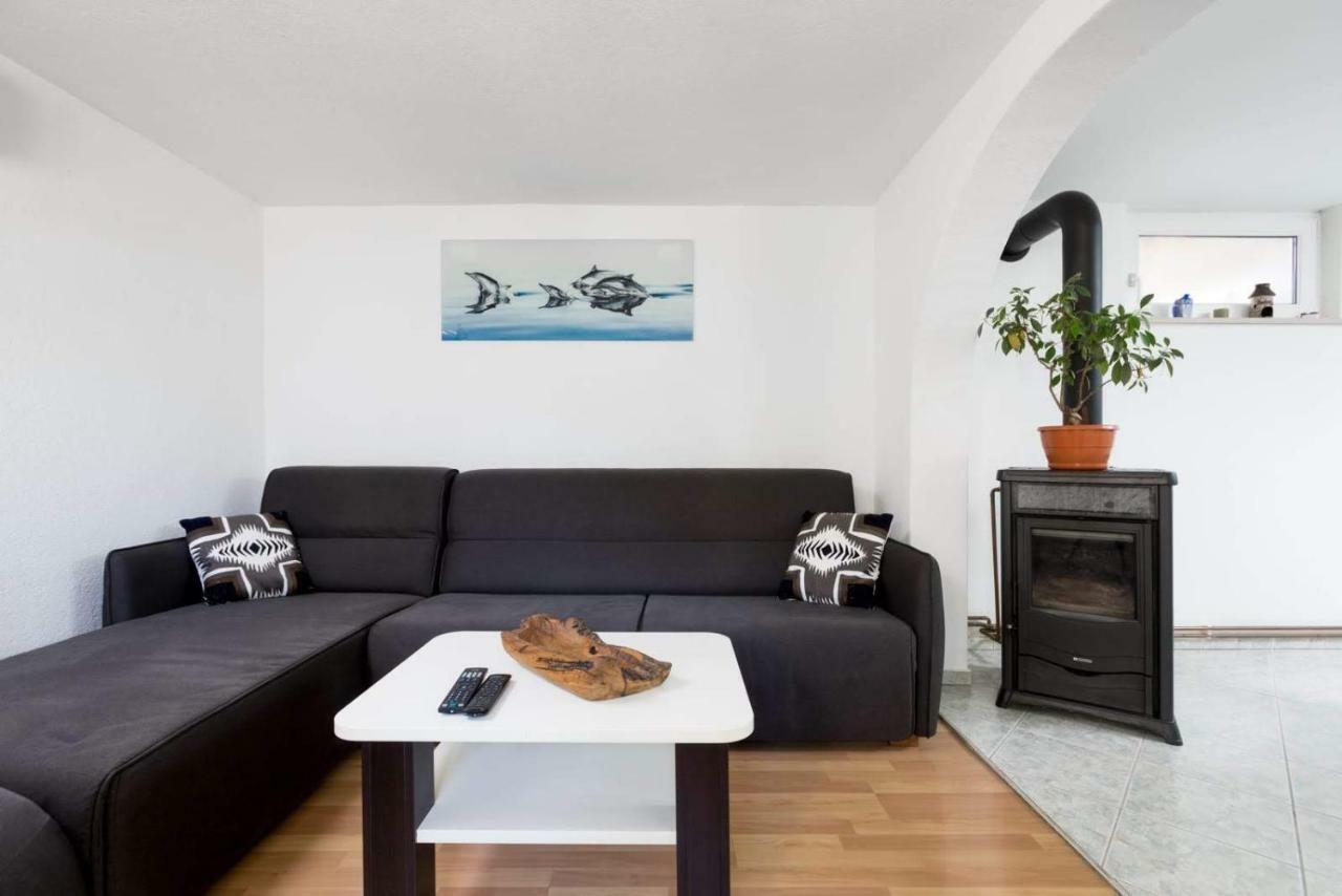 Apartmani Vinko Tribunj-Sovlje Tribalj Dış mekan fotoğraf