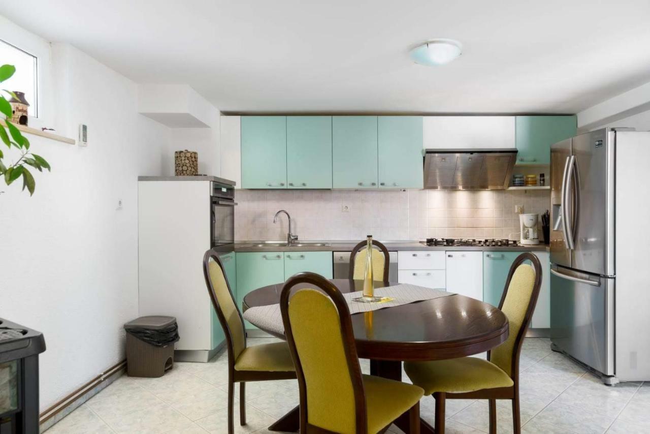 Apartmani Vinko Tribunj-Sovlje Tribalj Dış mekan fotoğraf