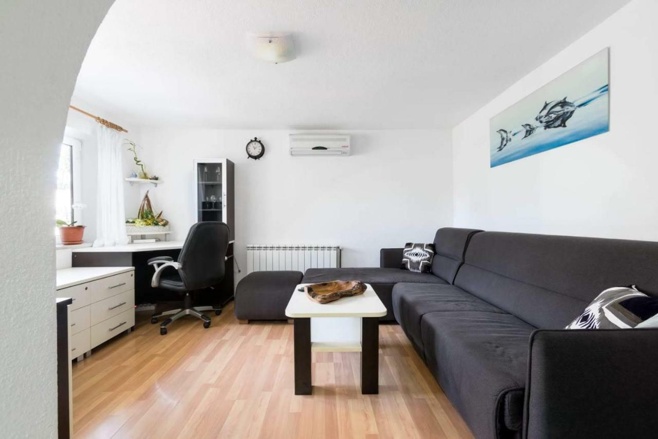 Apartmani Vinko Tribunj-Sovlje Tribalj Dış mekan fotoğraf