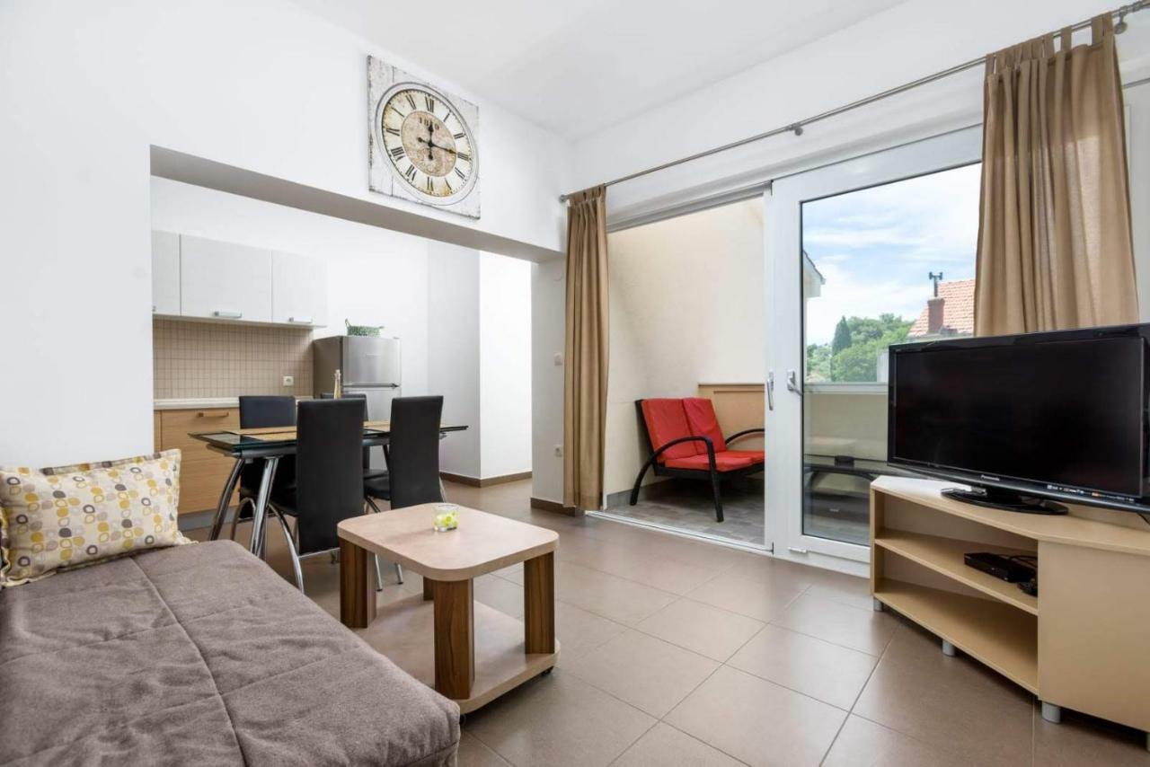 Apartmani Vinko Tribunj-Sovlje Tribalj Dış mekan fotoğraf